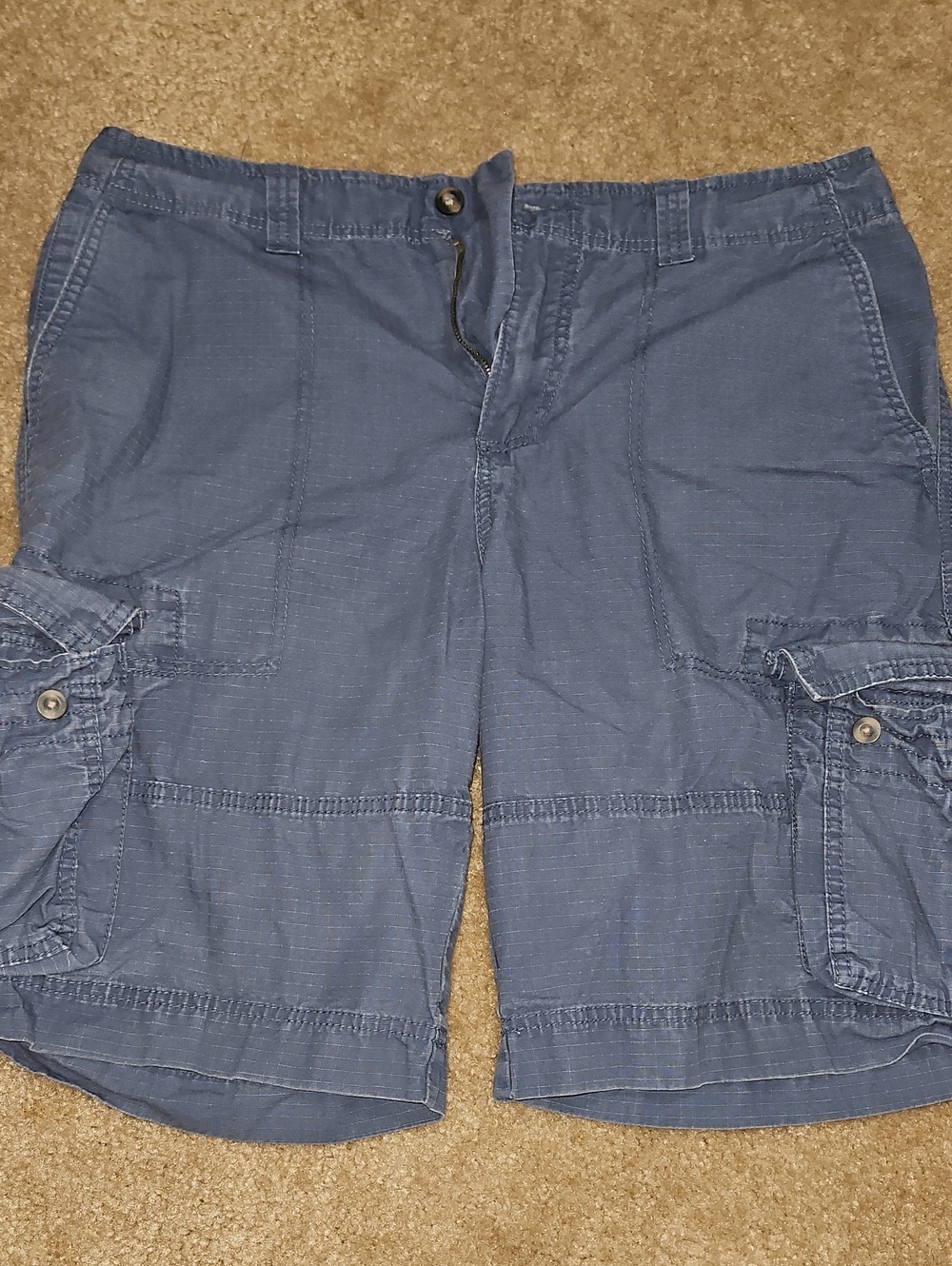 Mossimo Supply Co. Navy Blue Men's Cargo Shorts. Missing Button (Pictured)